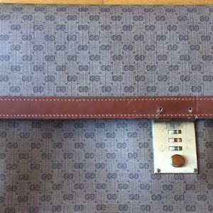 Vintage Gucci Envelope Case